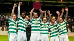 How did legends cope with Tennent's Sixes revival?